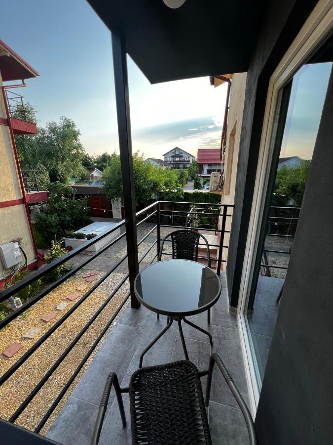 Vila Iris Mamaia Nord นาโวดาริ ภายนอก รูปภาพ